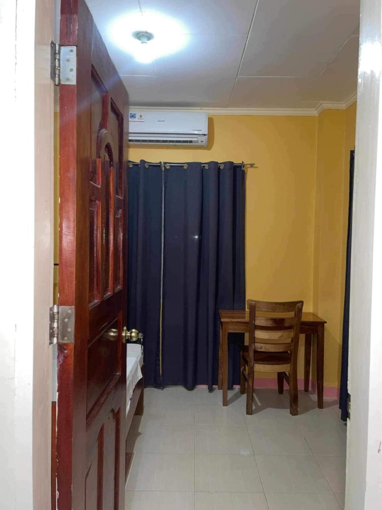 סאן ג'ואן Friz Love Room Rental מראה חיצוני תמונה